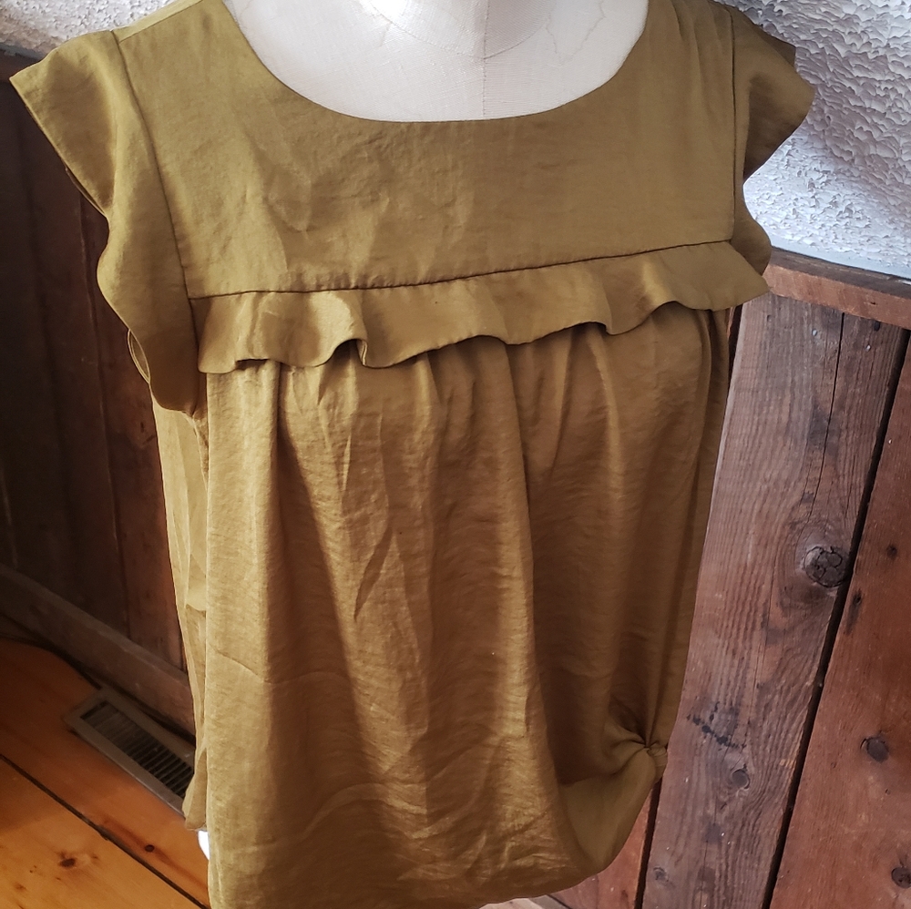 Olive green/gold loft summer blouse